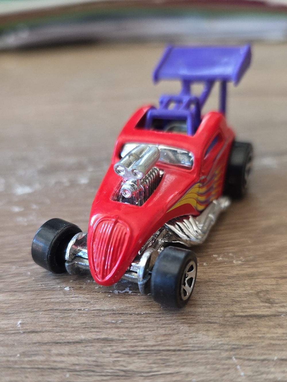 Vintage 1999 Vintage Hotwheels Car Fiat 500